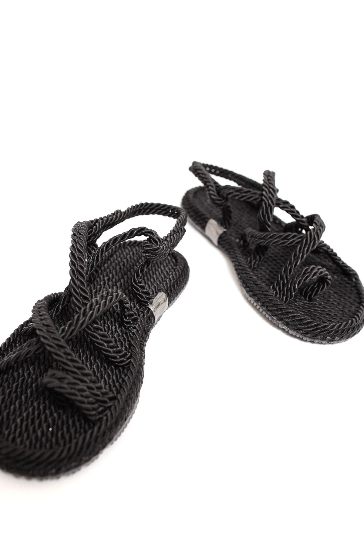 Siyah Renk Halat Sandalet