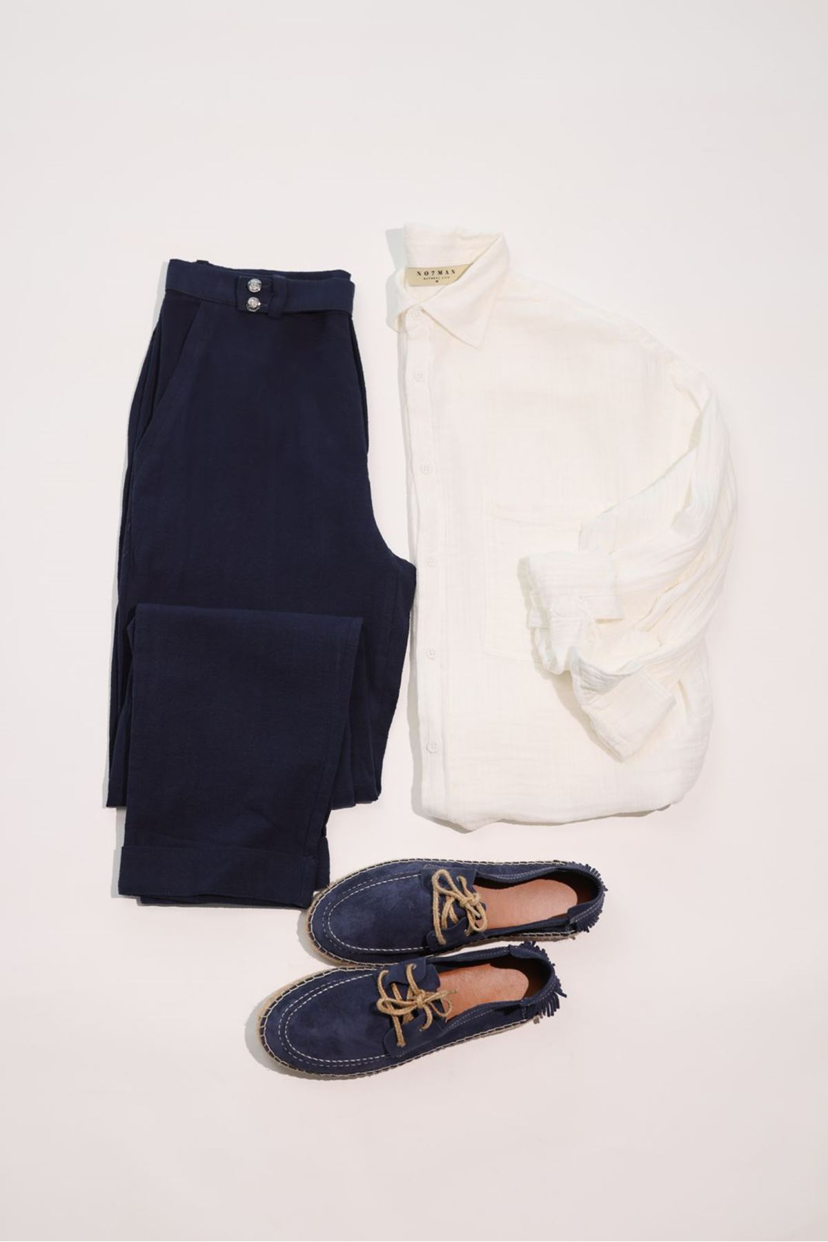 Soren Beyaz Lacivert Kombin