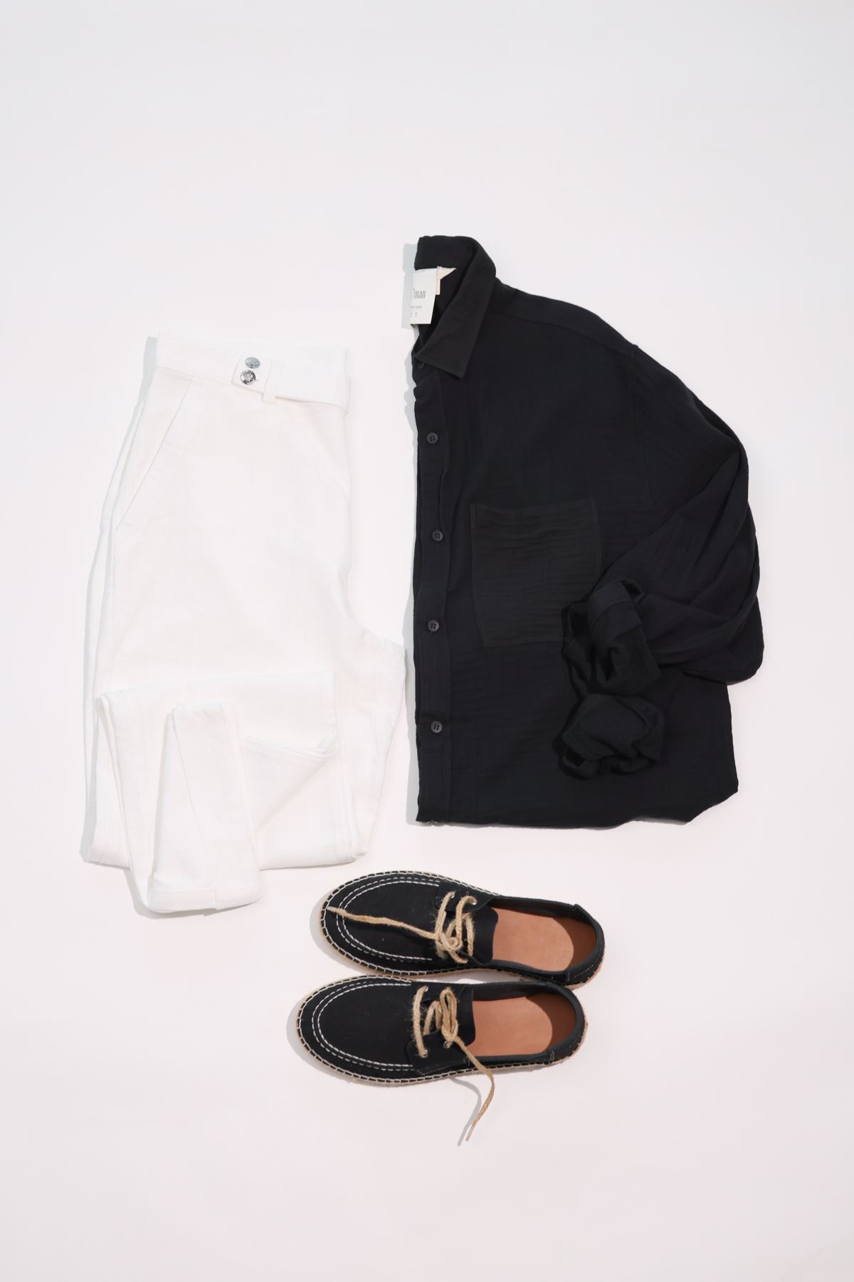 Soren Siyah Beyaz Kombin