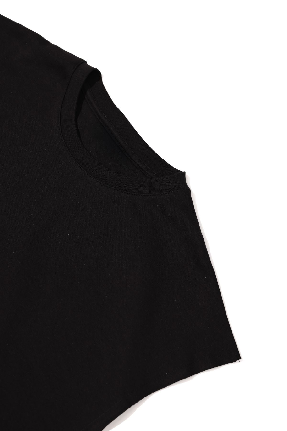 Raen Siyah Oversize Kolsuz Tshirt