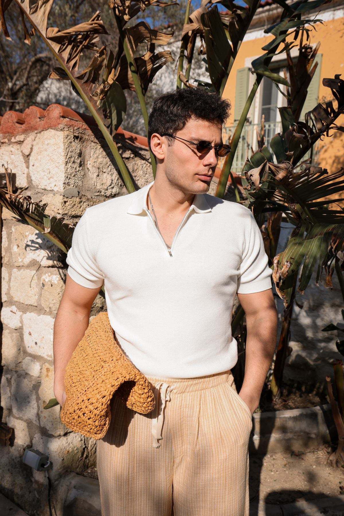 Lave Beyaz Fermuarlı Triko Tshirt