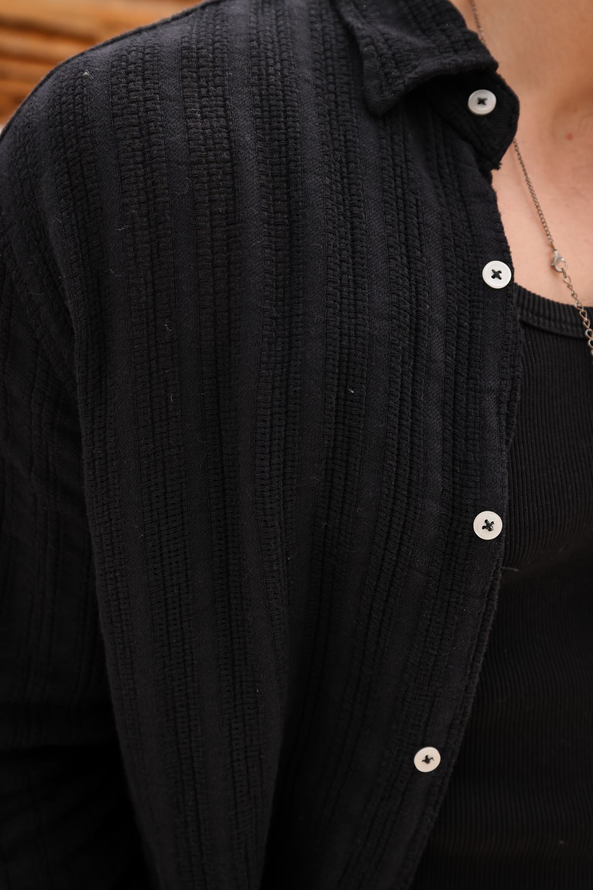 Livaro Siyah Gömlek