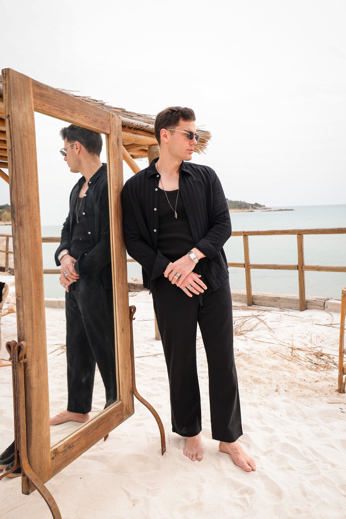 Livaro Siyah Gömlek