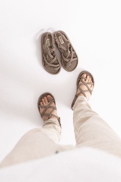 Bej Renk Halat Sandalet