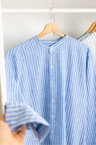 Venetia Hakim Yaka Beyaz Çizgili Mavi Gömlek