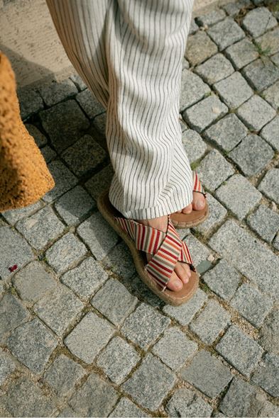 Lyros Siyah Çizgili Müslin Pantolon