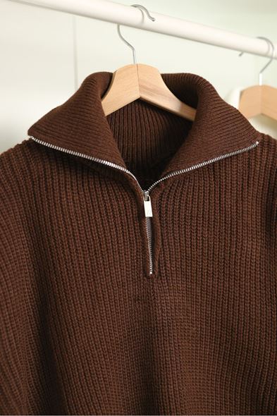 Dreson Kahve Yaka Fermuarlı Kazak