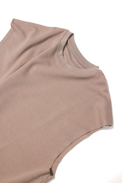 Raen Kahve Oversize Kolsuz %100 Pamuk Tshirt