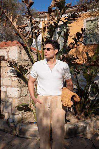 Lave Beyaz Fermuarlı Triko Tshirt