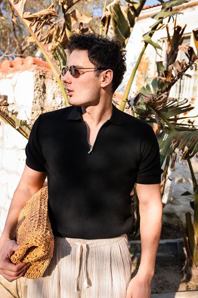 Lave Siyah Fermuarlı Triko Tshirt