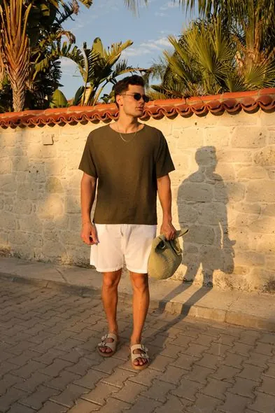 Velerio Haki Beyaz Erkek Kombin