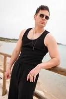Nemea Siyah Erkek Atlet